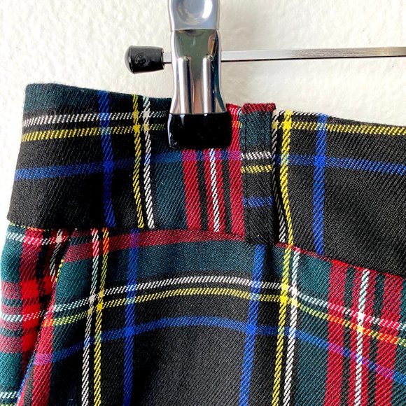 Plaid Mini-Skirt Size Large 33 Inch Waist Librarian Chic Preppy Skirt Schoolgirl - Picture 5 of 8